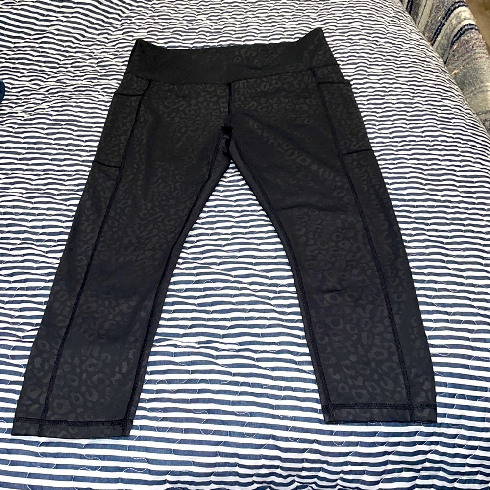 Black leopard pocket leggings 🖤🐆